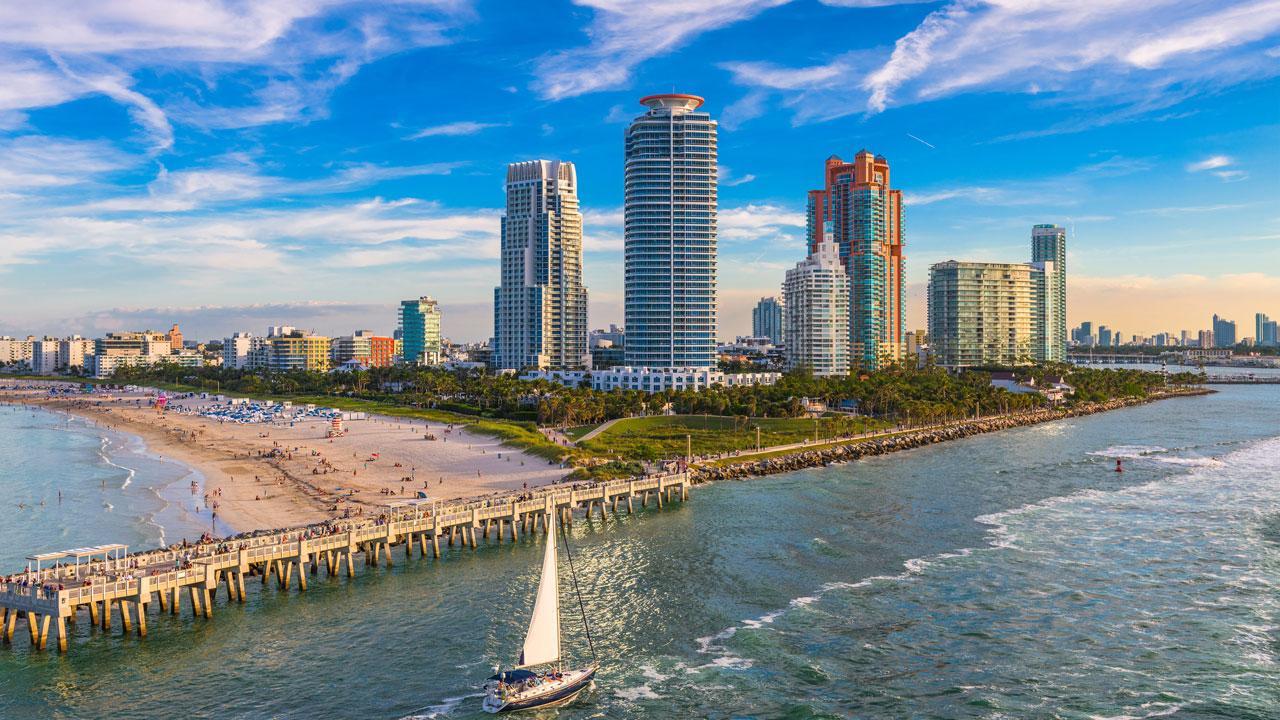 迈阿密海滩航拍图, 佛罗里达, 利乐全球最大体育平台公司全球最大体育平台了适应气候变化的解决方案，以提高气候适应能力